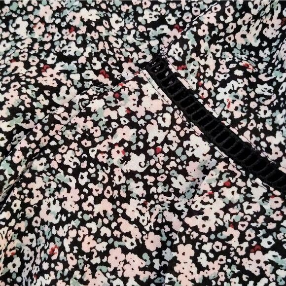 LOFT Pink Black Floral Crochet Trim Long Bell Sleeves Boho Blouse Large - Picture 8 of 13